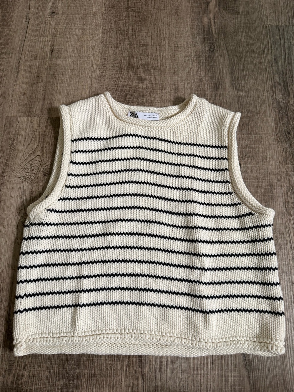 Zara Black and White Stripe Knit Sweater Tank L